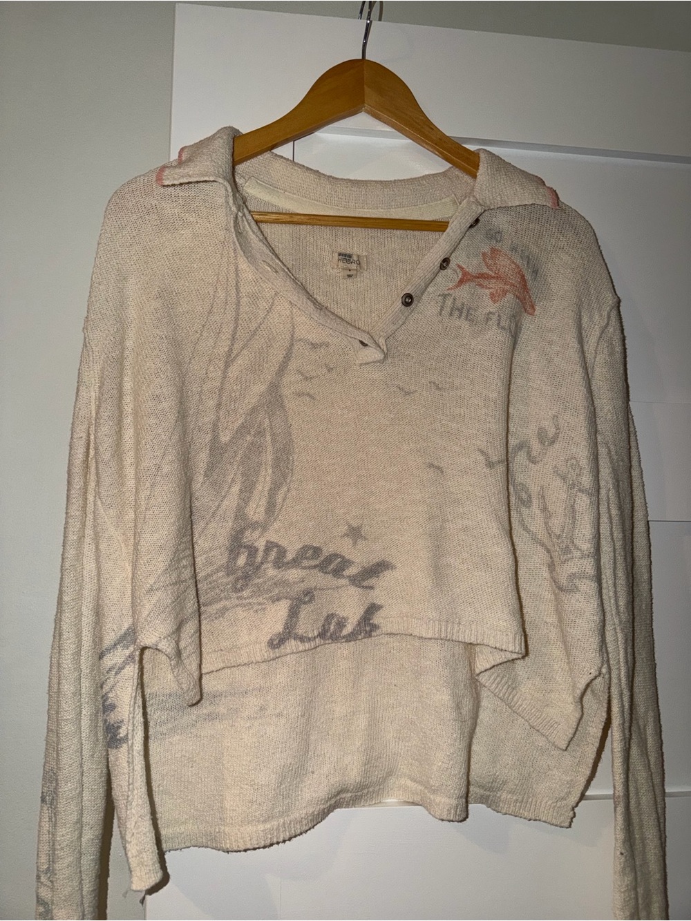 Anthropologie Cream Graphic V-Neck Lightweight Sweater